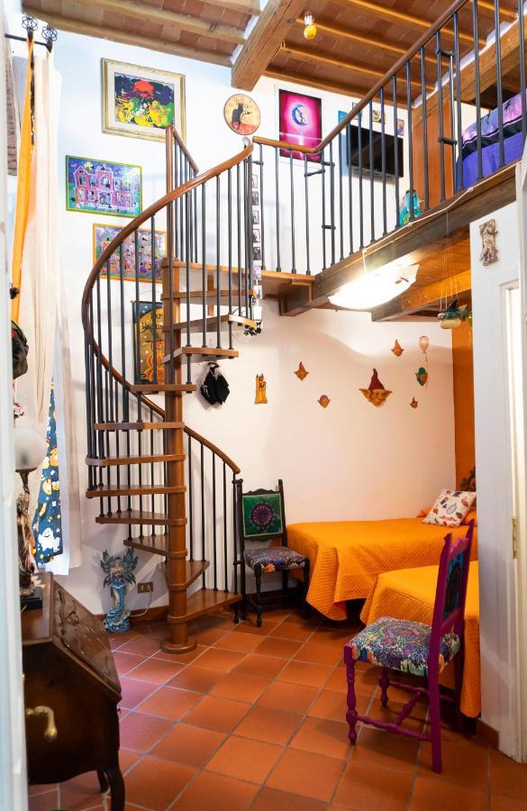 Le Streghe Rooms E Art,Centralissimo Con Garage Su Richiesta Livorno Ngoại thất bức ảnh