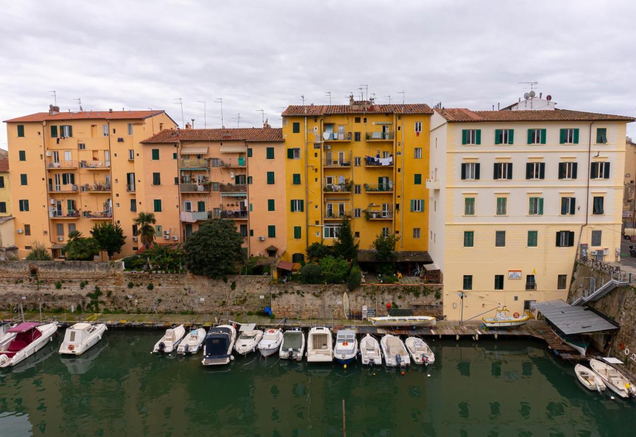 Le Streghe Rooms E Art,Centralissimo Con Garage Su Richiesta Livorno Ngoại thất bức ảnh